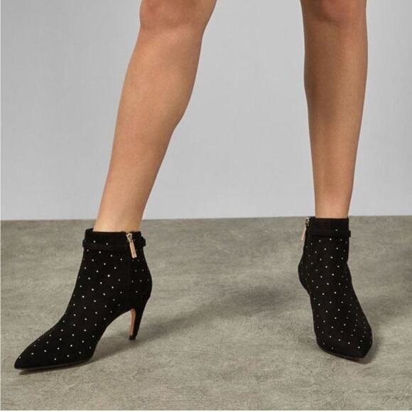 Ted Baker London CURVAD ANKLE BOOTS - Picture 1 of 11
